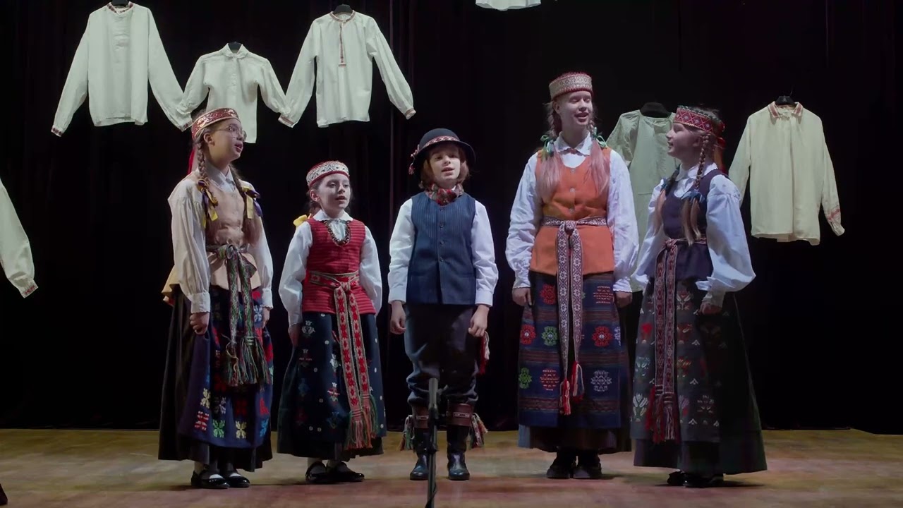 „Žolynukai“. „Ėsk, karvute, žalią šieną“ || GRĮŽULAI 2023