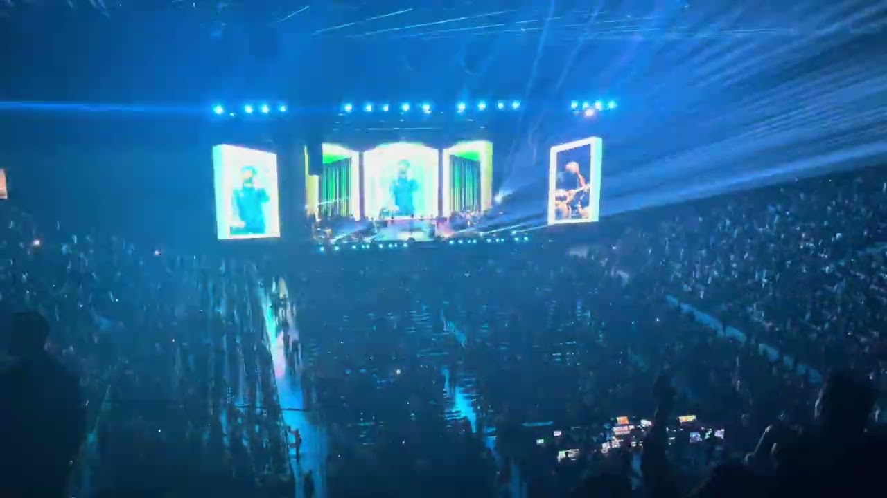 Dance songs by Arijit Singh Live Ethiad Arena