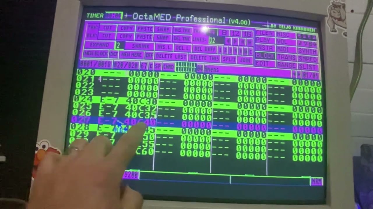 How to use Velocity to Filter with the Akai S950 and Octamed V4 on an Jungle/Amen Break.