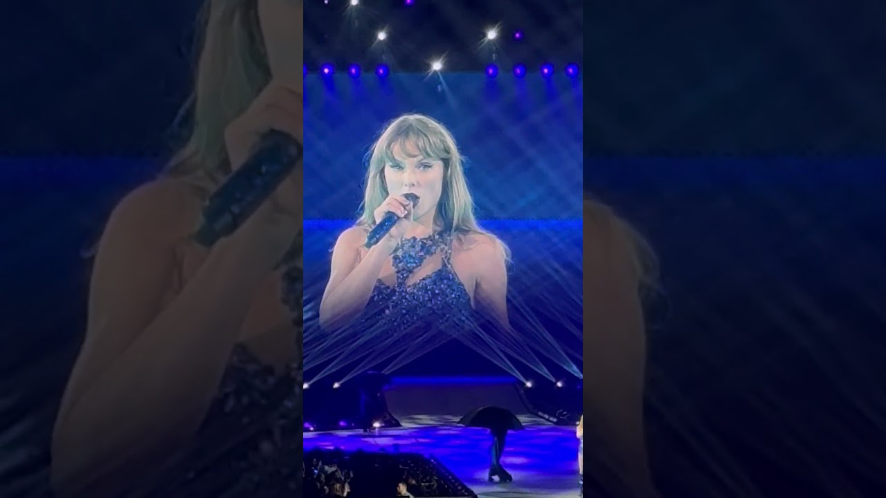 Iconic Dance Move by Taylor Swift at Toronto N3 | Eras Tour Highlights 👑