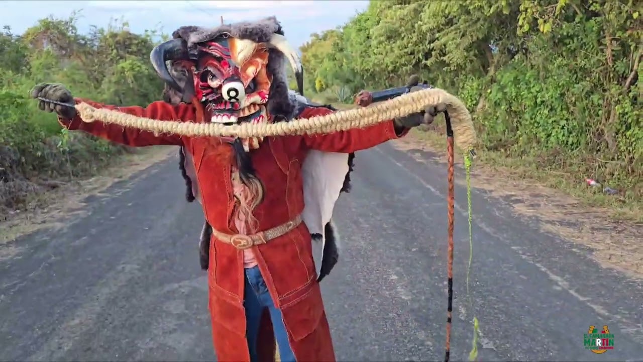 FIESTAS PATRIAS EN APETLANCA GUERRERO CULTURA Y TRADICIÓN, LOS DIABLOS.