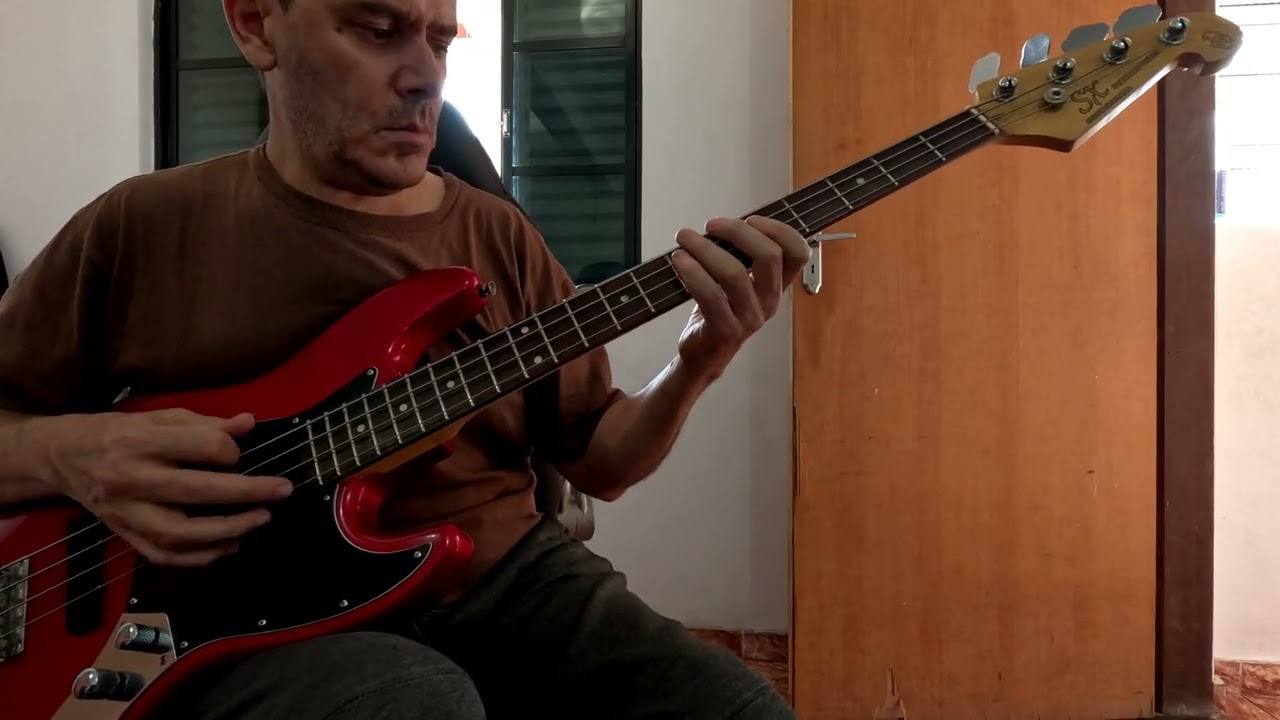Bass Cover   Franz Ferdinand   Take me Out