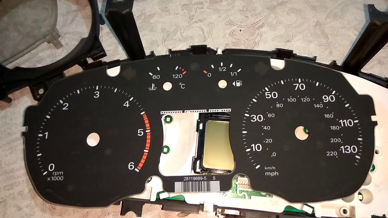 Форд Транзит 2006+ Разборка и различия панелей приборов до и после 2008 года, разница с и без БК