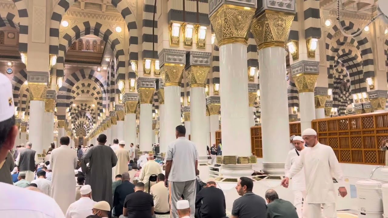 Adhan e Maghrib 🕋 | Heart Touching Azan in Masjid e Nabawi | #nalayntravels
