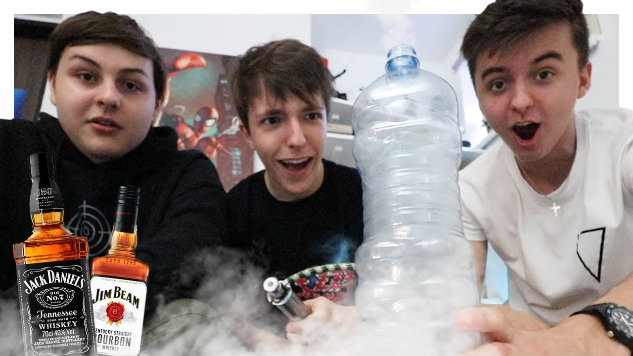 Kouř&iacute;me Alkohol