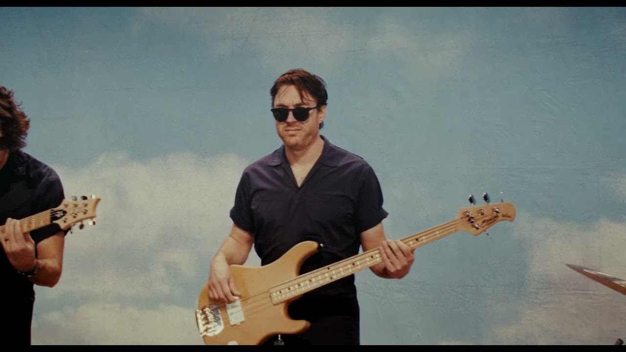 FEARLESS FLYERS: “AUTOBAHN”