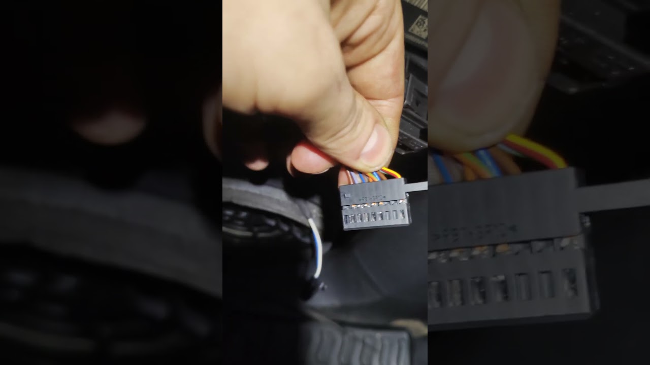audi Q7 door wont open inside or outside  error:01333