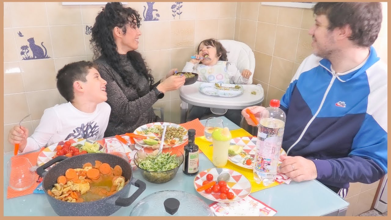 A CENA IN FAMIGLIA🍽 | LA PRIMA PAGELLA DI RIKY🤩