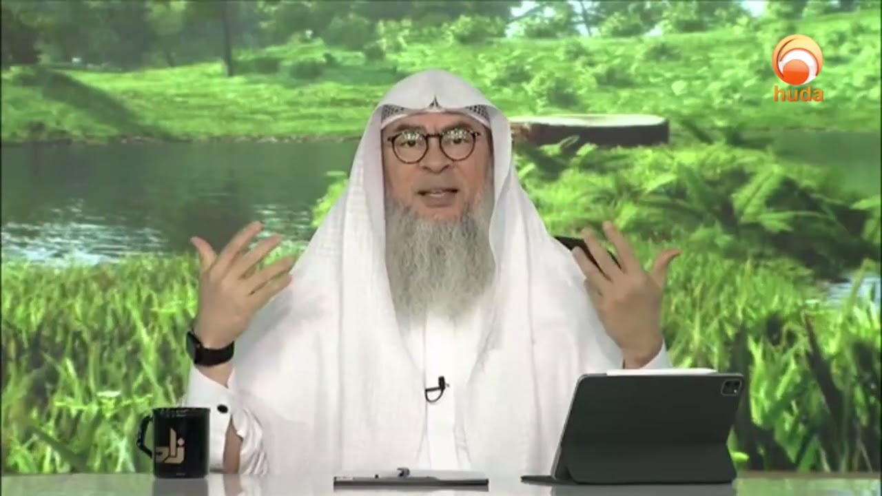 do spouses have the right to check each other phones   Sheikh Assim Al Hakeem #fatwa  #hudatv