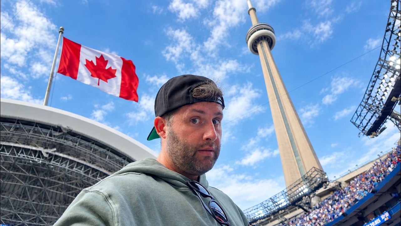 Моя первая поездка в КАНАДУ 🇨🇦 &mdash; центр Торонто / бейсбол с Blue Jays и ФЕЙЕРВЕРК на Ниагарском во...