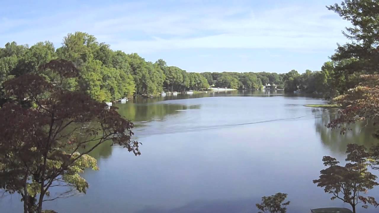 A Day in the Life of Lake Barcroft
