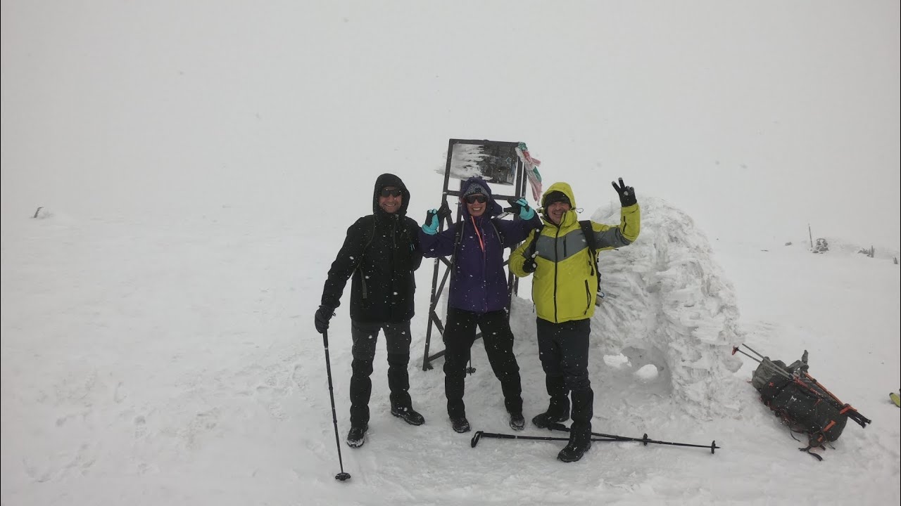 Belmeken peak 2626 m Winter hike Връх Белмекен 2626 м зимно изкачване