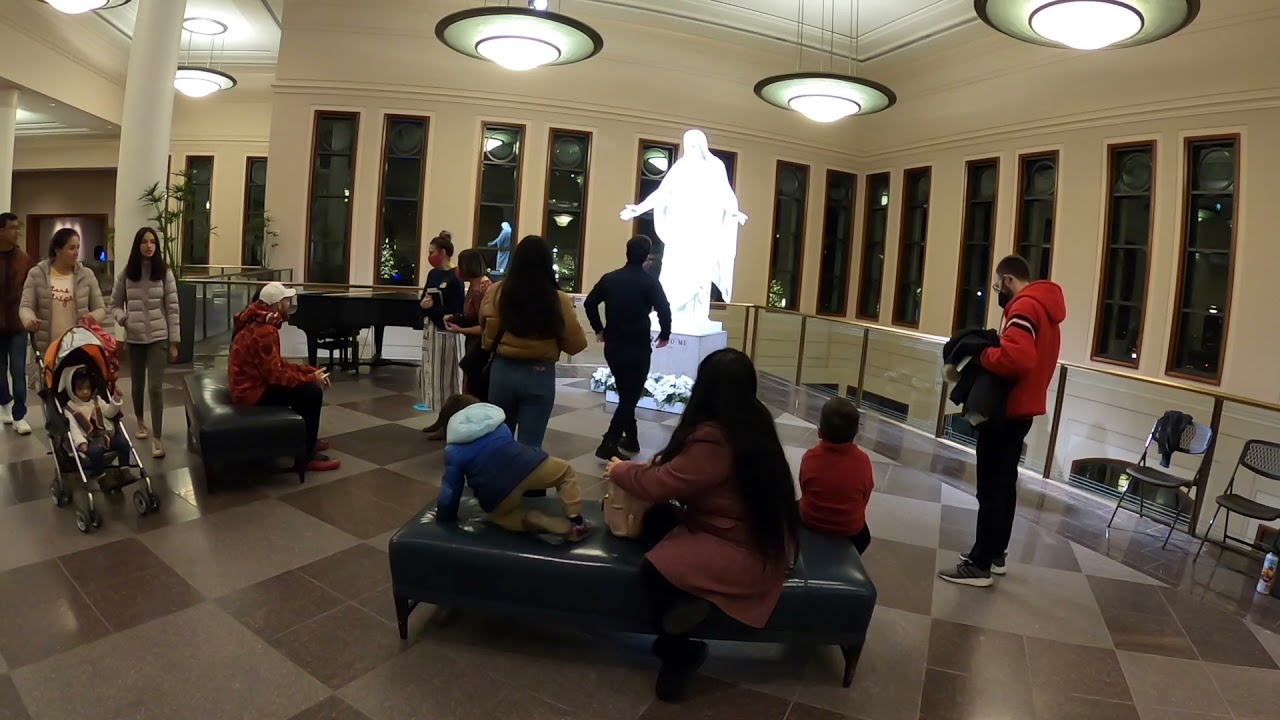 visitando el TEMPLO DE LOS MORMONES de Utah