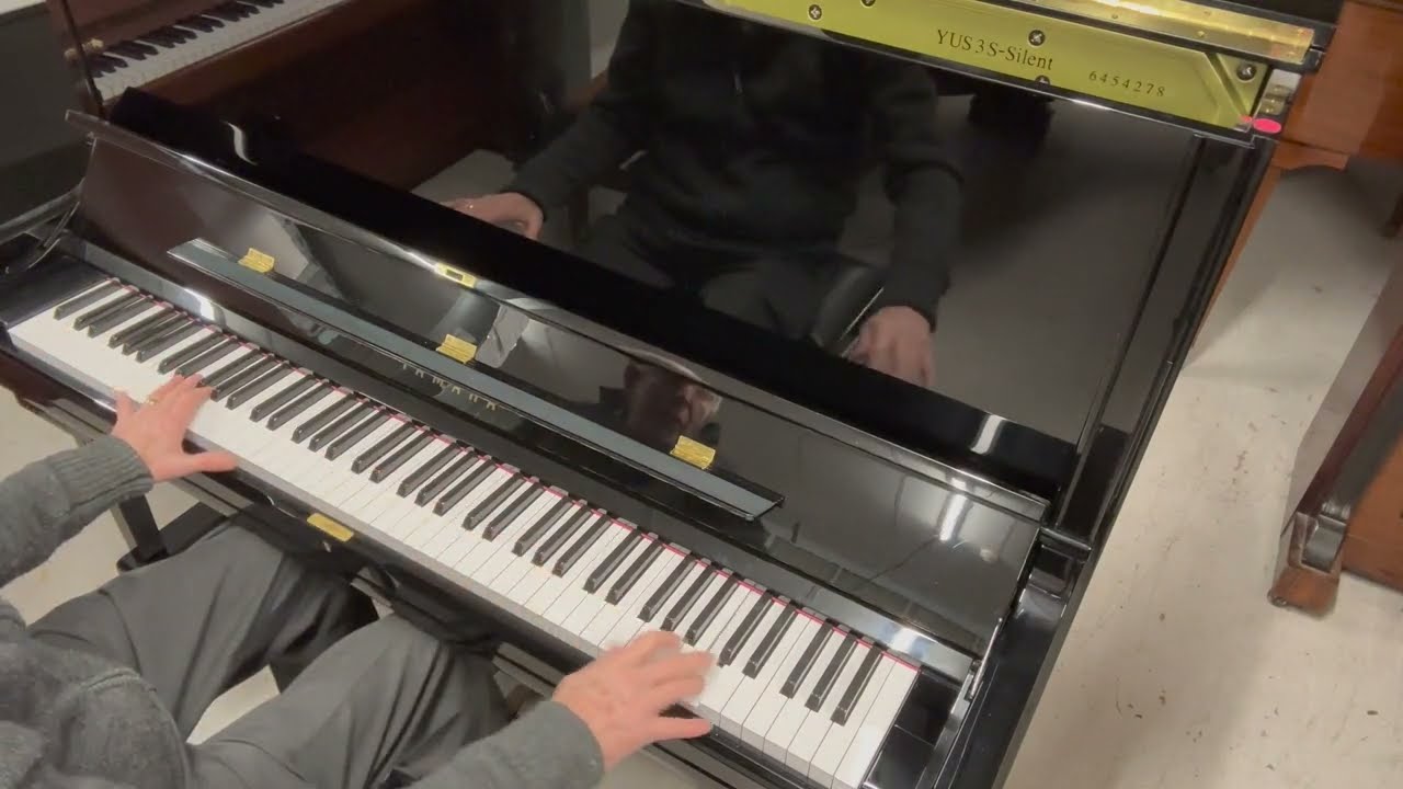 Assessment of a Yamaha YUS3 Silent piano c2017 cf. new Feurich 122 and Welmar upright: