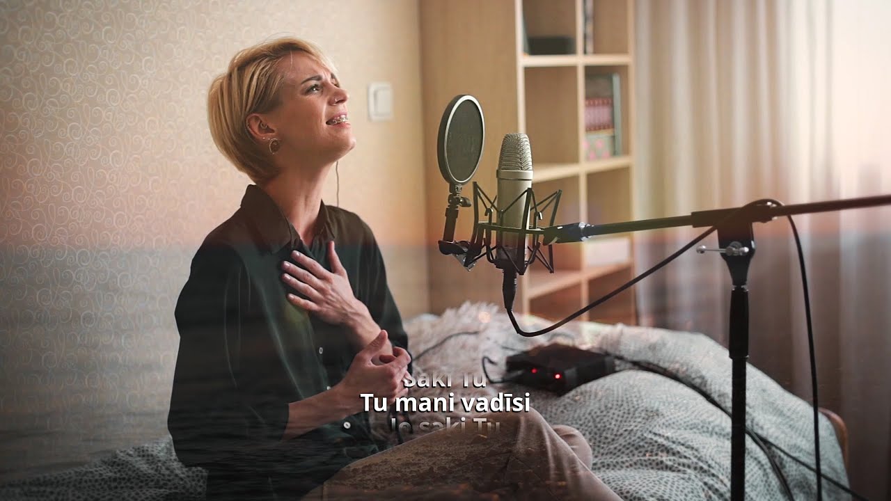 Arvien pie Tevis | Dita Svarupa (oriģināldziesma)