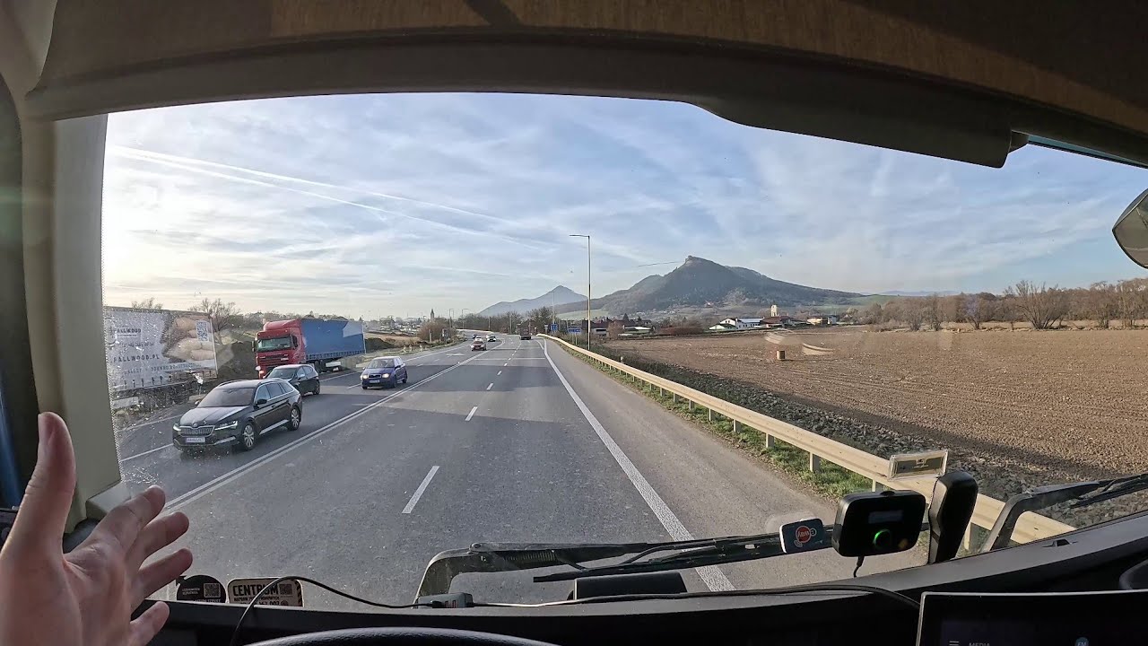 Truck Vlog - First Trip to Greece. Foggy Poland, Sunny Slovakia, and Crossing to Romania in 15 sec.