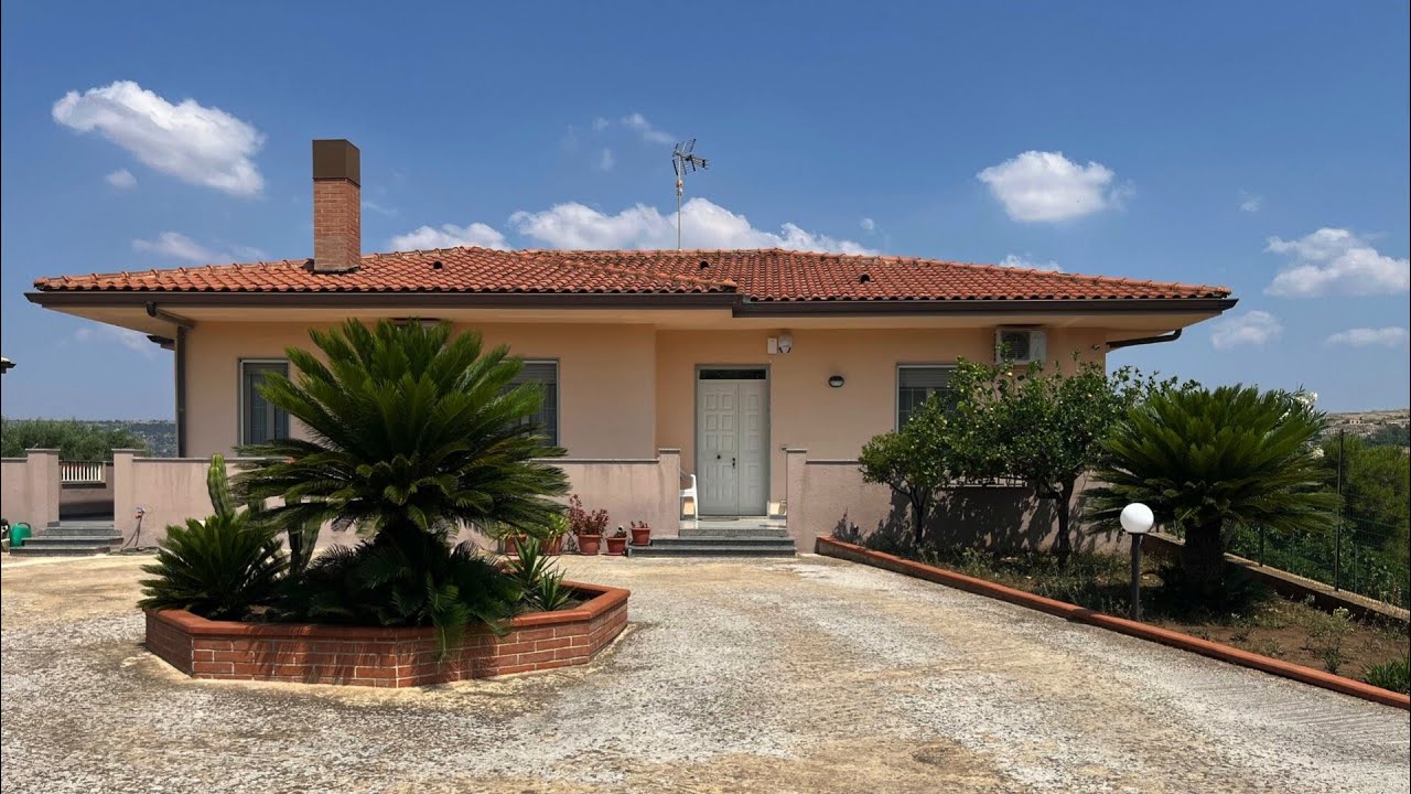 Rif.2655 - Villa con giardino a Scardacucco a Modica - Pronto Casa Modica