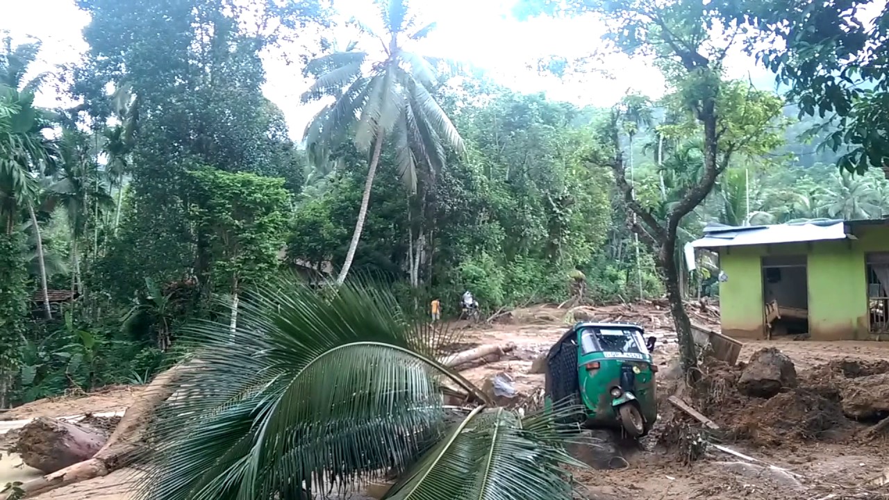 මොරවක්කන්ද නාය කෙටි විස්තරය - Morawaka mudslide