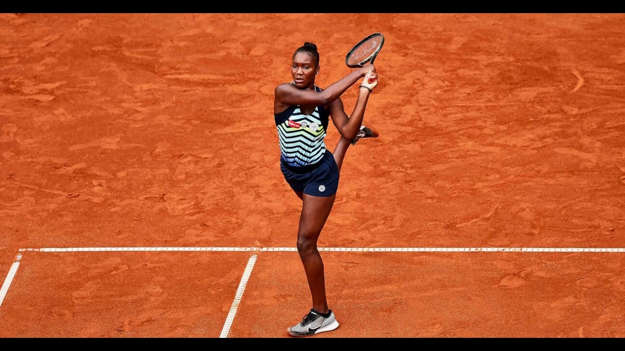 Martyna Kubka (POL) vs Noma Noha Akugue (GER) // 4-6 2-6 // W75 Altenkirchen // [SEMI-FINALS]