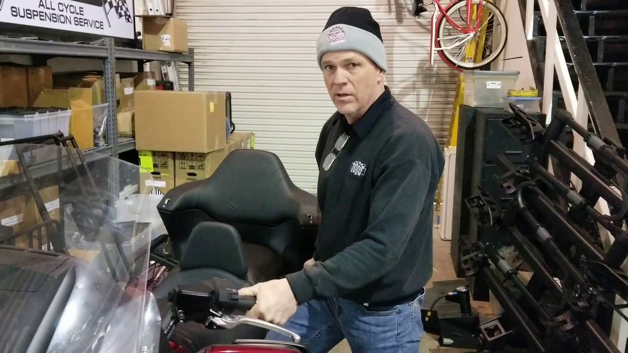EASY WAY to put your Honda GoldWing motorcycle on the Centerstand!!!