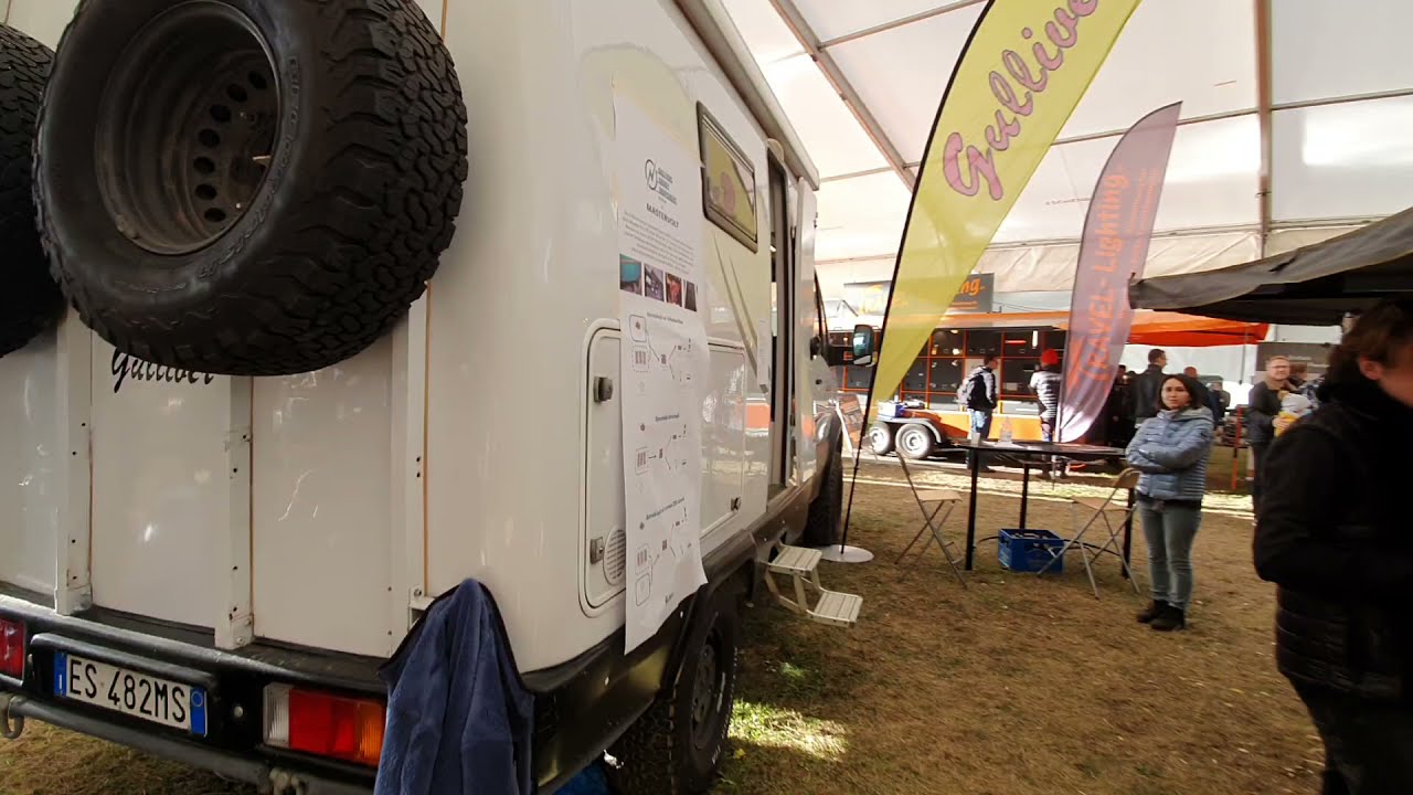 Monocoque, 4x4, short Mercedes motorhome with unusual layout : Gulliver