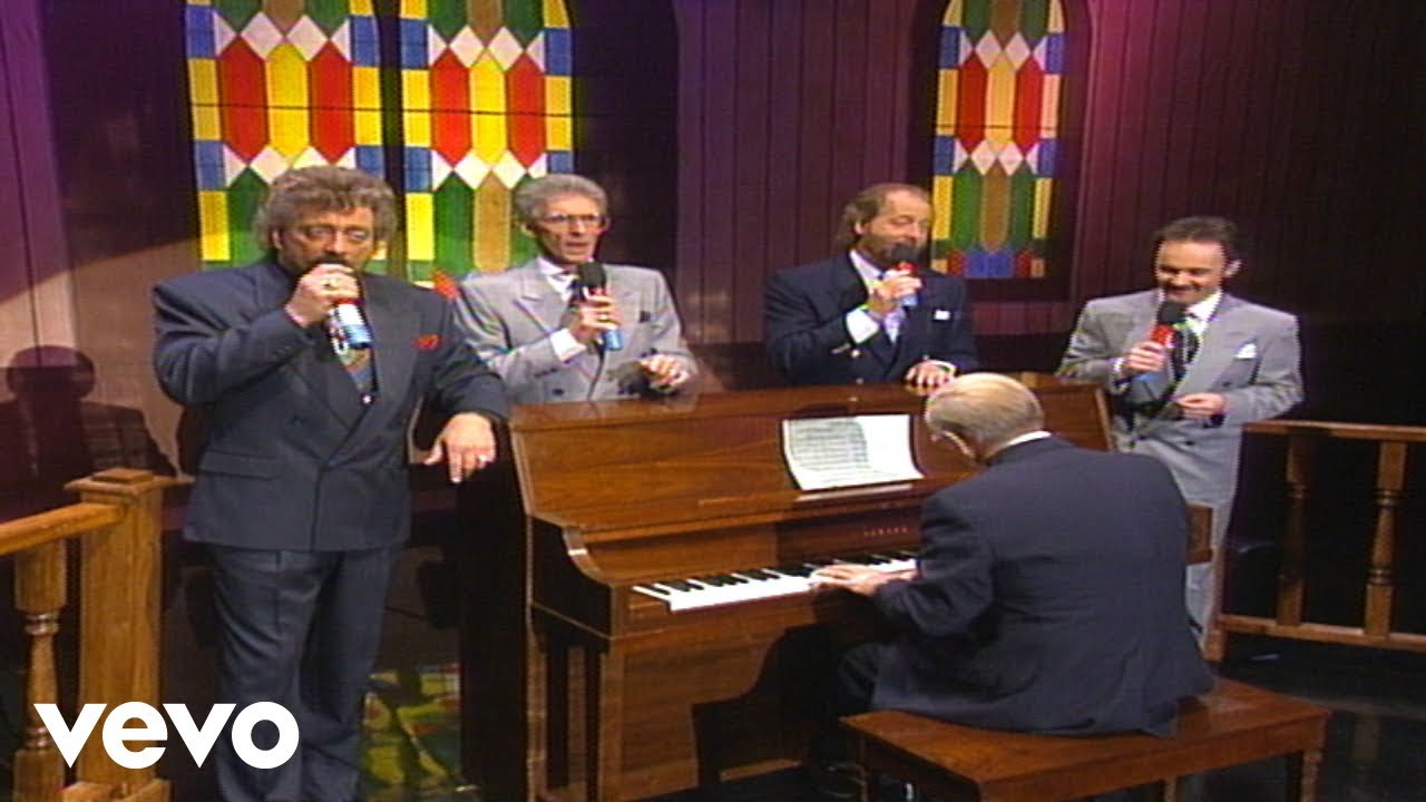 Bill & Gloria Gaither - Lord I'm Coming Home [Live] ft. The Statler Brothers