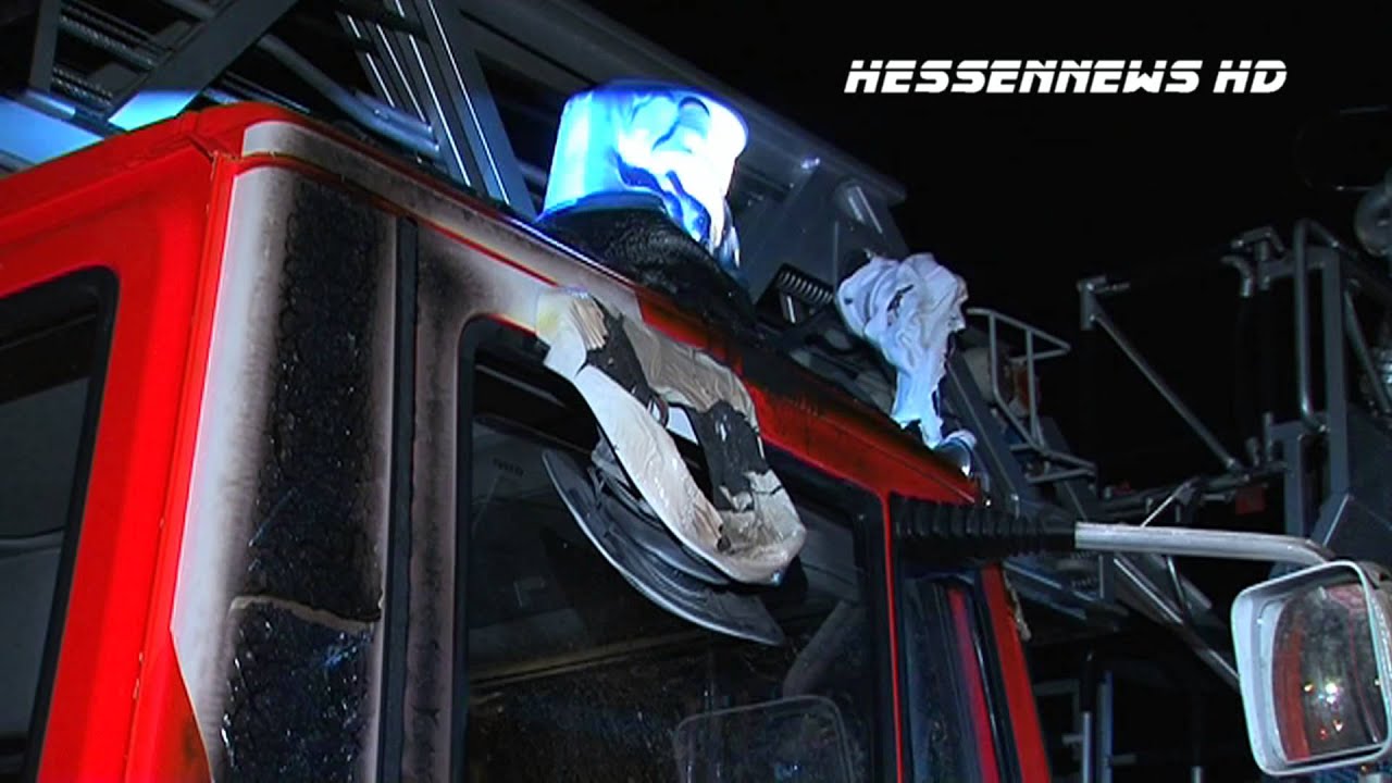 Drehleiter geriet bei Großbrand in Rotenburg in Flammen - 21.05.2013