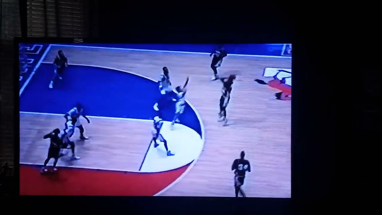 Marvin Ricks 1993 Transition pull up jump shot against boise state
