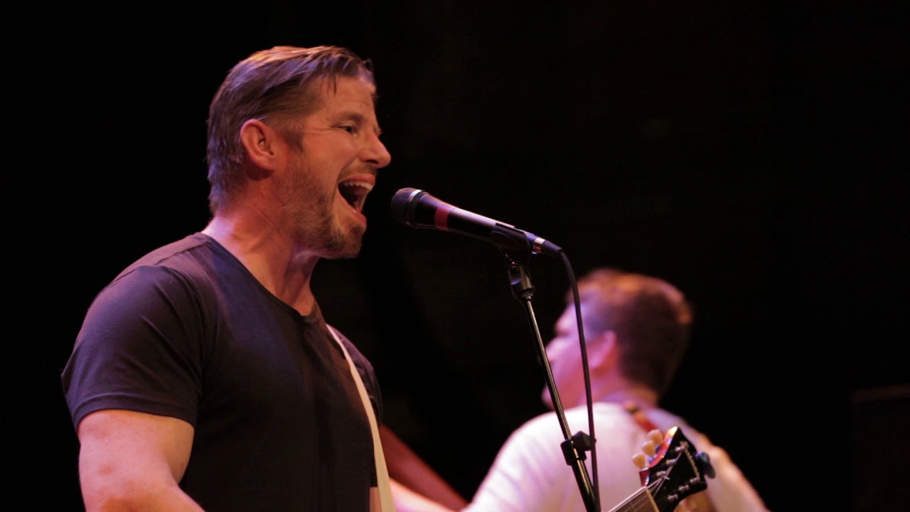 Superunknown performing Outshined in Wilmington DE