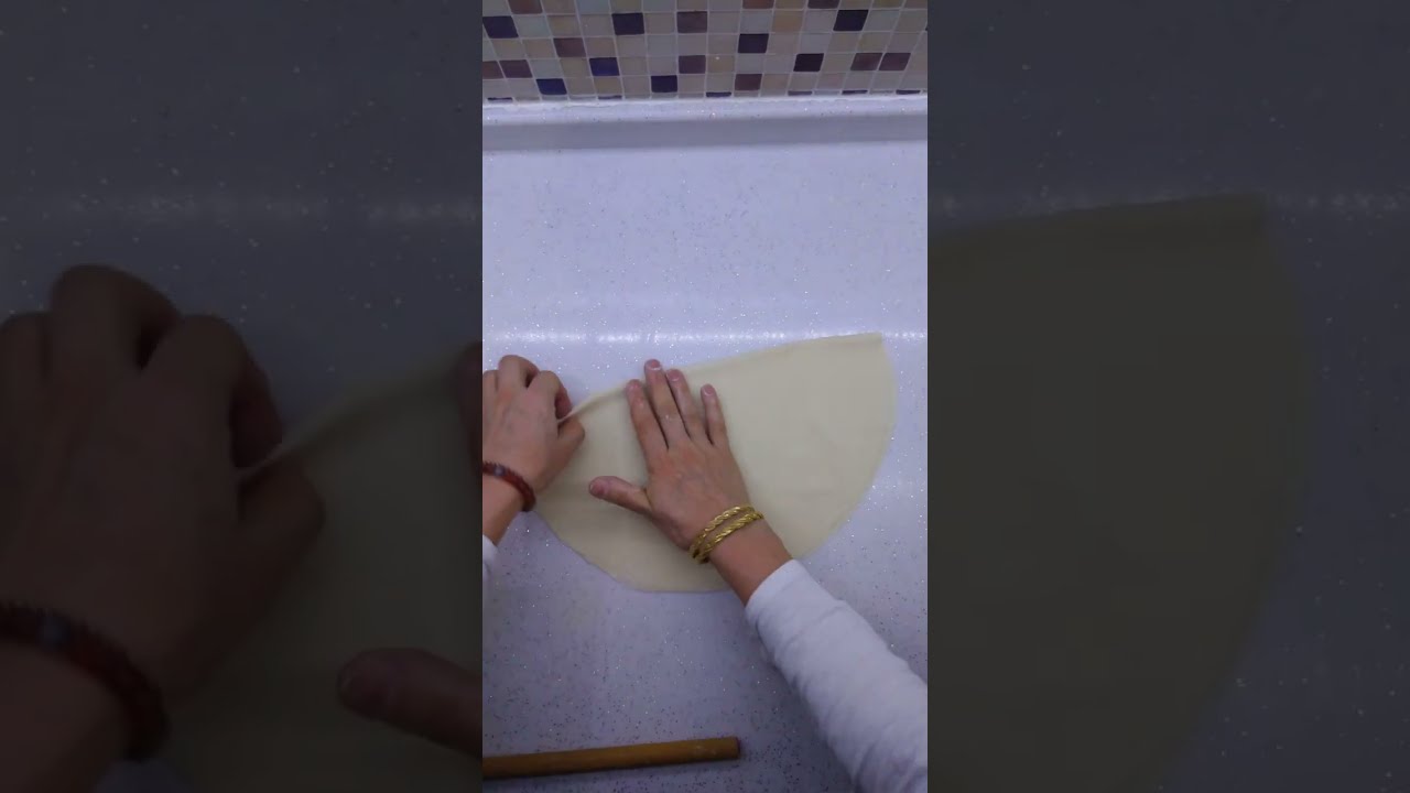 Kayseri mantısı hamuru nasıl yapılır