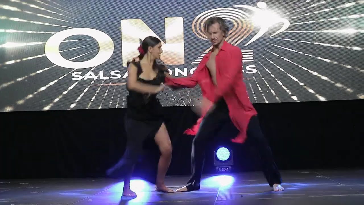 Mambo Night Live: Jontha & Bursa in Genova, Italy (SalsaOn2 Congress). Dos Gardenias by Diego Cigala