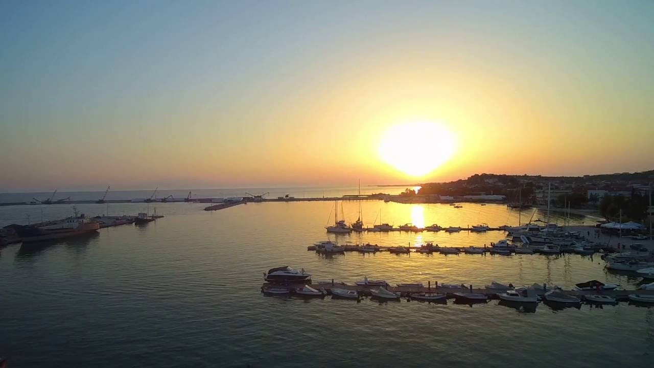 YUNEEC Q500,NEA MOUDANIA  PORT AND MARINA!!