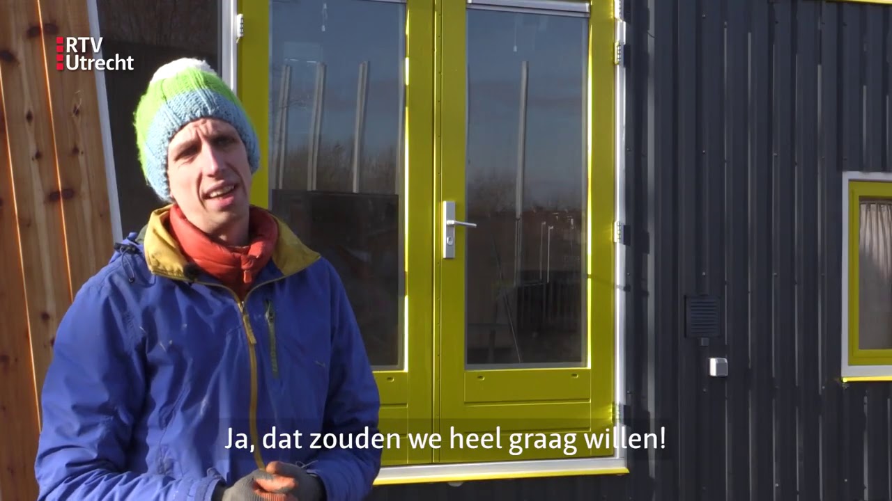 Bouke en Iris gaan wonen op 50m2: is dat dé oplossing voor de woningnood? [RTV Utrecht]