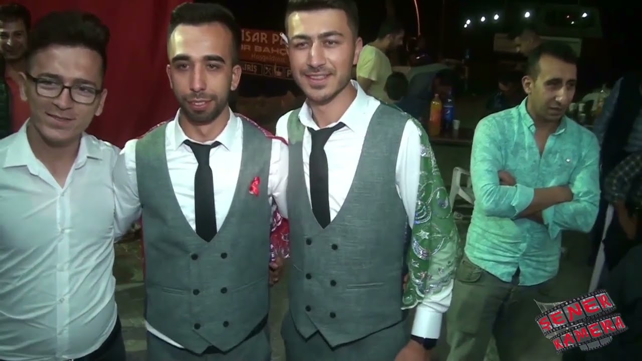 Mevlüt Taşpınar Düğünde ekip e makarna yediriyor etli pilav bamya ve tandır corba verken iyimi