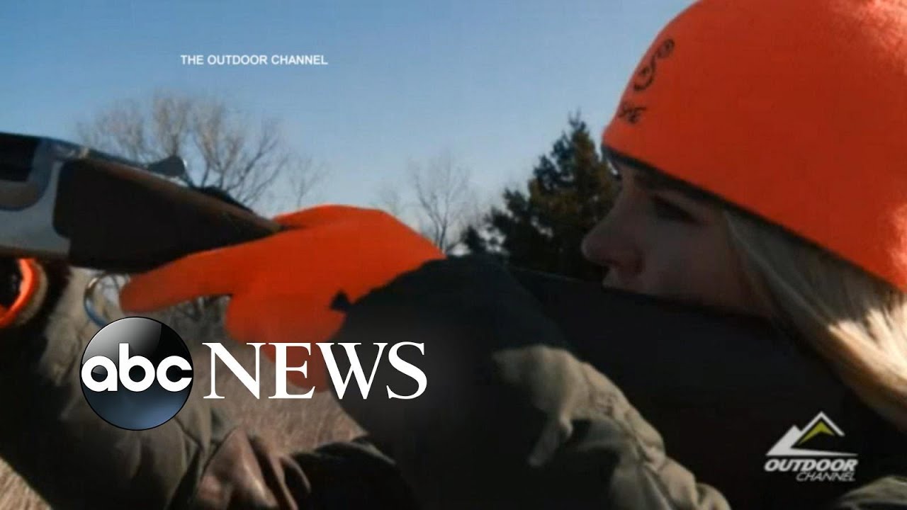 Ex-Miss Kansas Charged in Hunting Violation