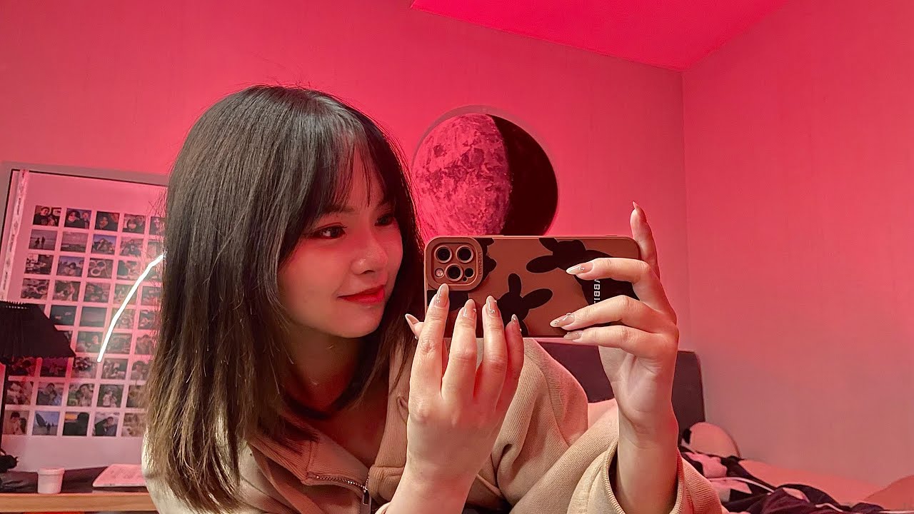 ASMR - Tapping and Scratching the Camera 👀
