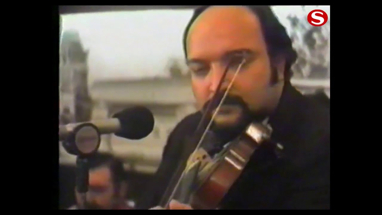 Ifj.Járóka Sándor és zenekara muzsikál 1987'