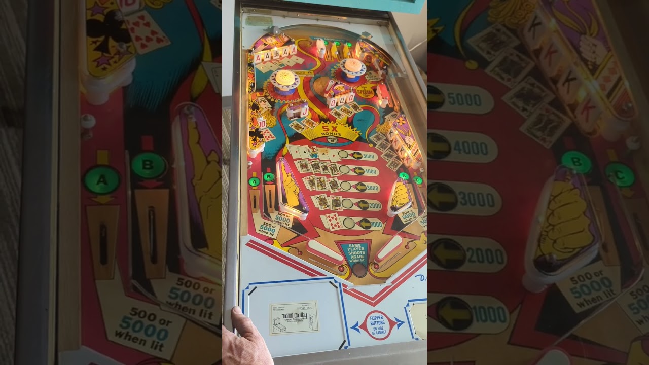 Joker Poker Pinball- Gameplay