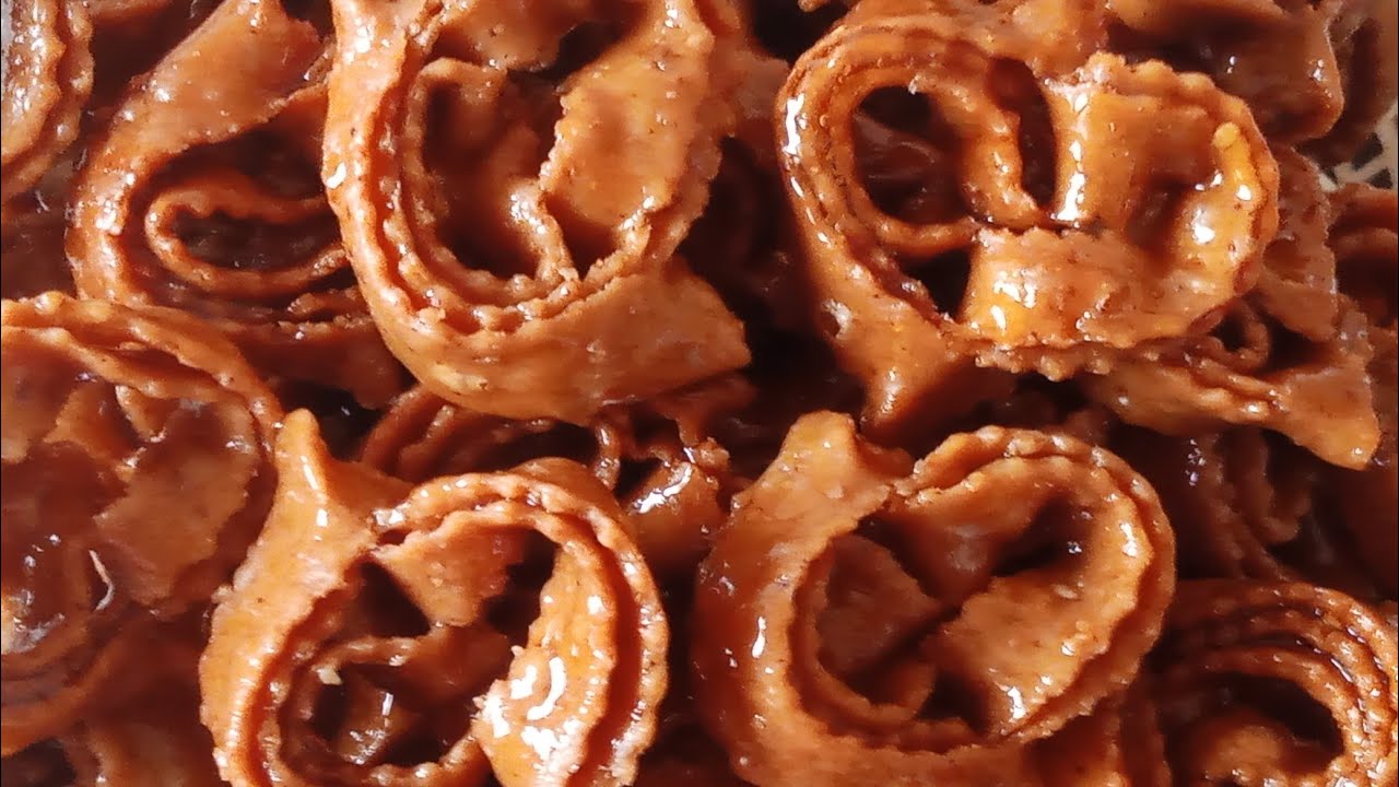 #رمضان#شباكية الزمن الاصيل بمواد طبيعية ومقادير جد مضبوطة روووعة شكلا ومذاقا👌💯😋✌️💜🌺