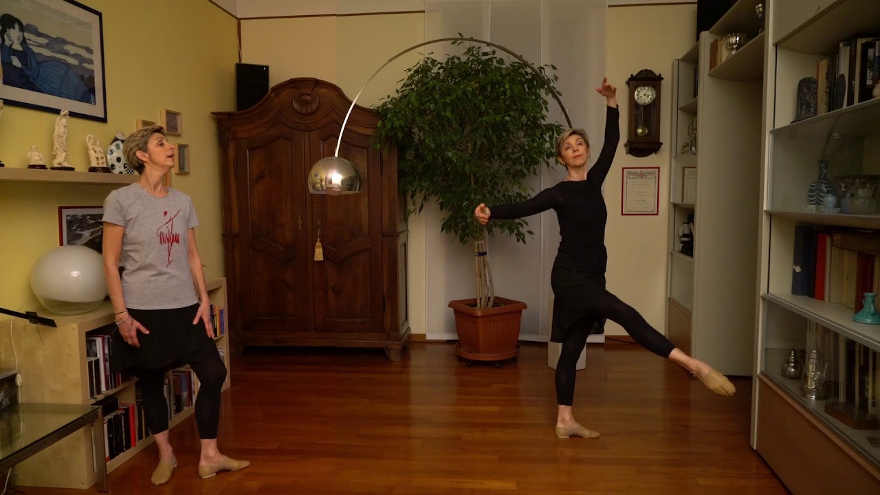 Lezione di danza classica: centro. Il 'Salotto di Silvia'- Ballet center