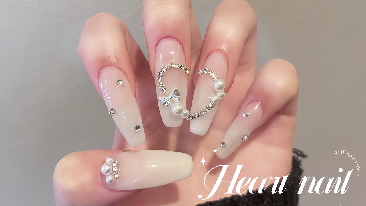 【セルフネイル】ちゅるちゅるハートネイル♡/SHEIN/チップで長さ出し