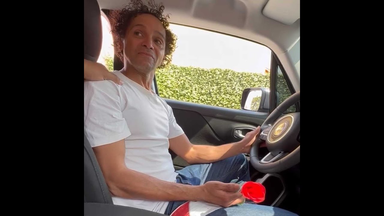 Milionário dá Jeep ​​para lavador de carro que sua esposa o deixou por dinheiro 😭