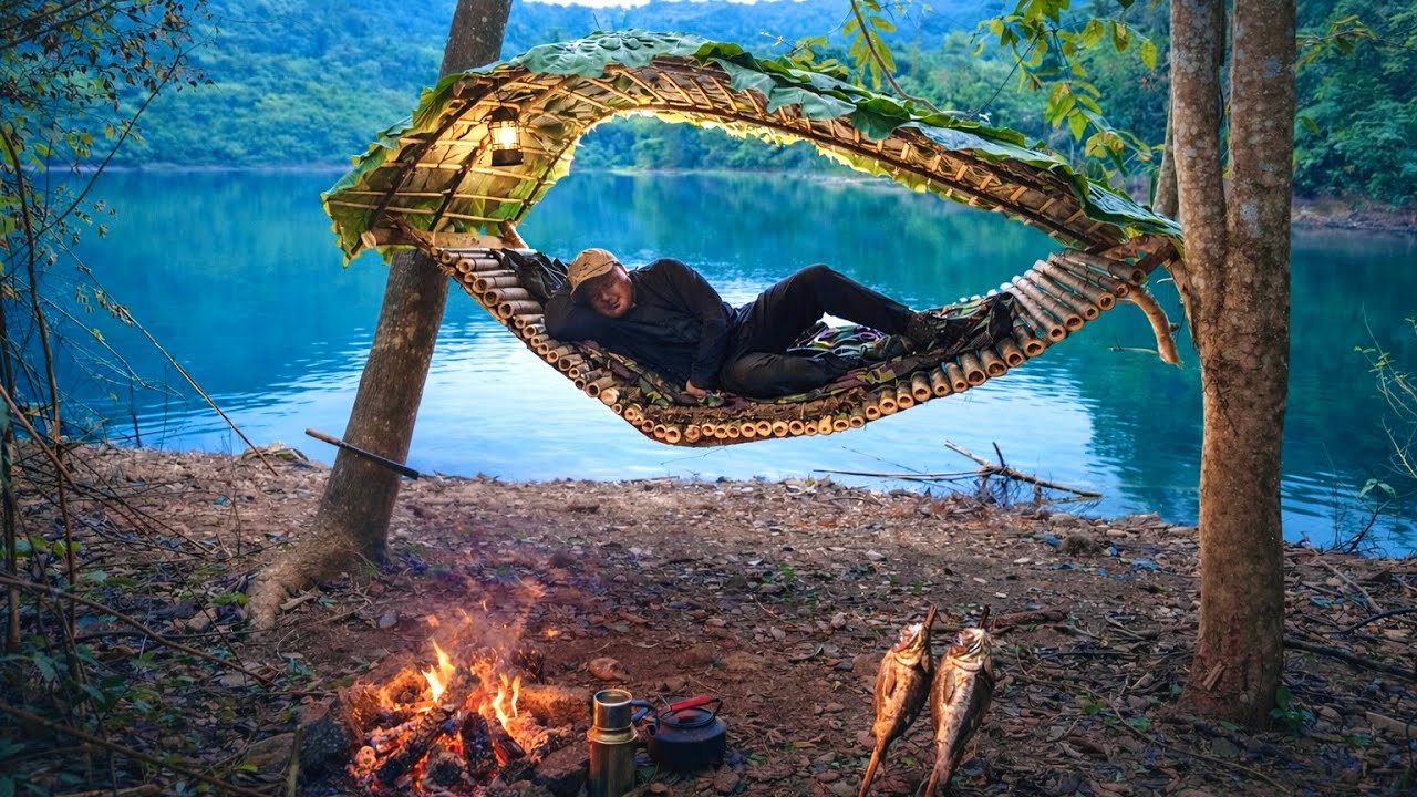 Building a Survival Shelter by the Lake | Solo Fishing & Overnight in the Forest