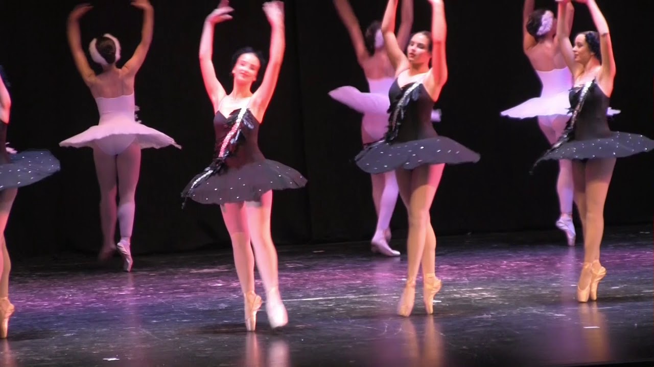 Muestra de Fin de Curso Escuela de Danza Adagio Video: juan Moya Algeciras 08/06/2018