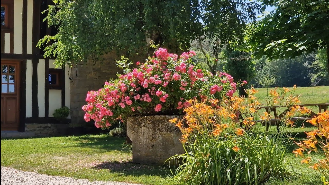 4K/The most beautiful French VILLAGE you have not seen yet/Walking tour