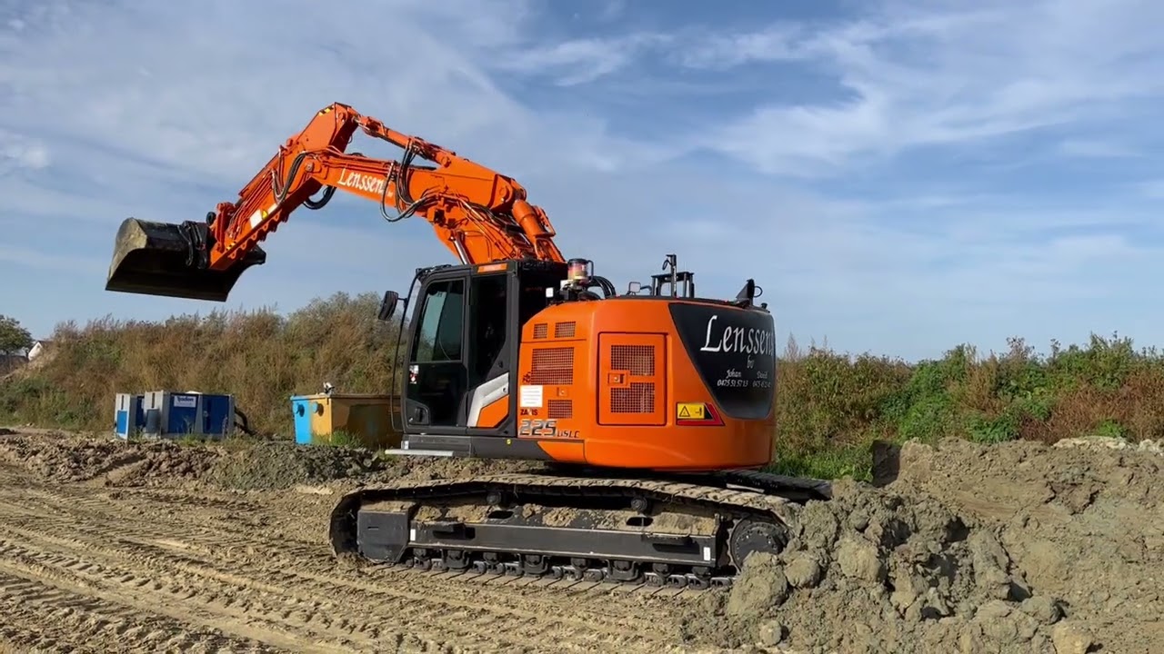 Hitachi ZX225 US-7 2P