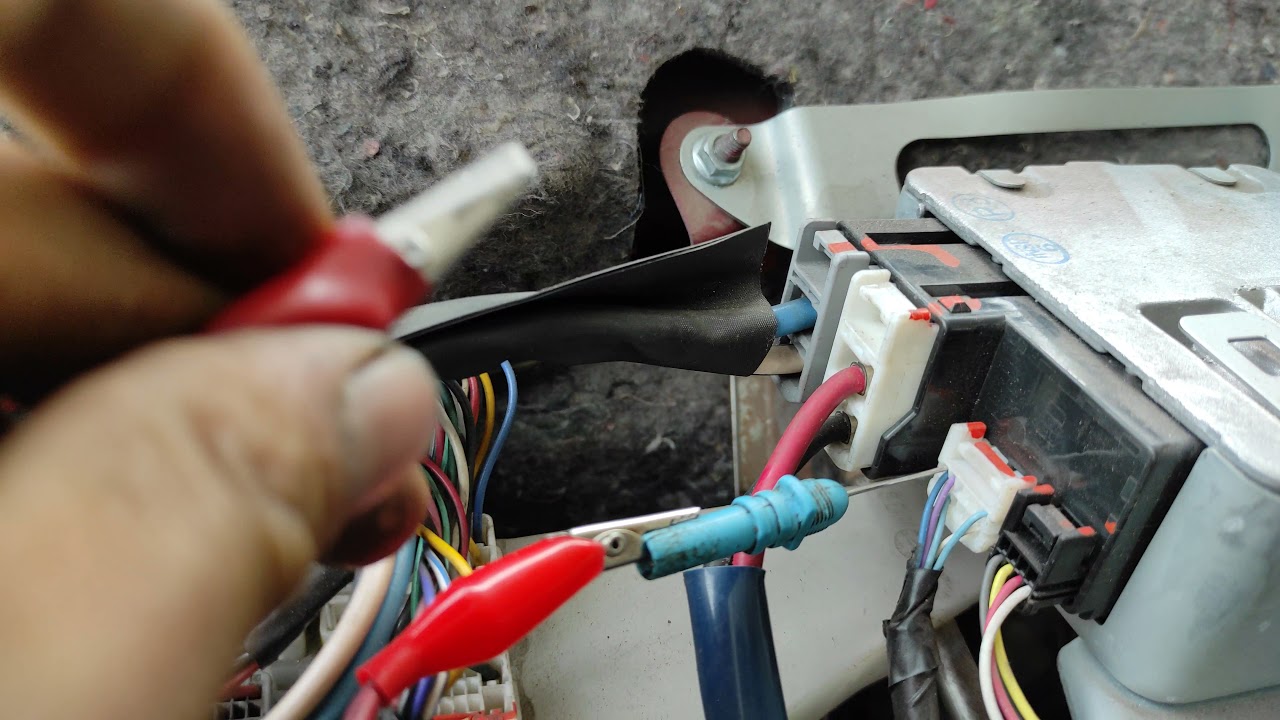 Módulo de dirección electrónica Toyota Corolla.