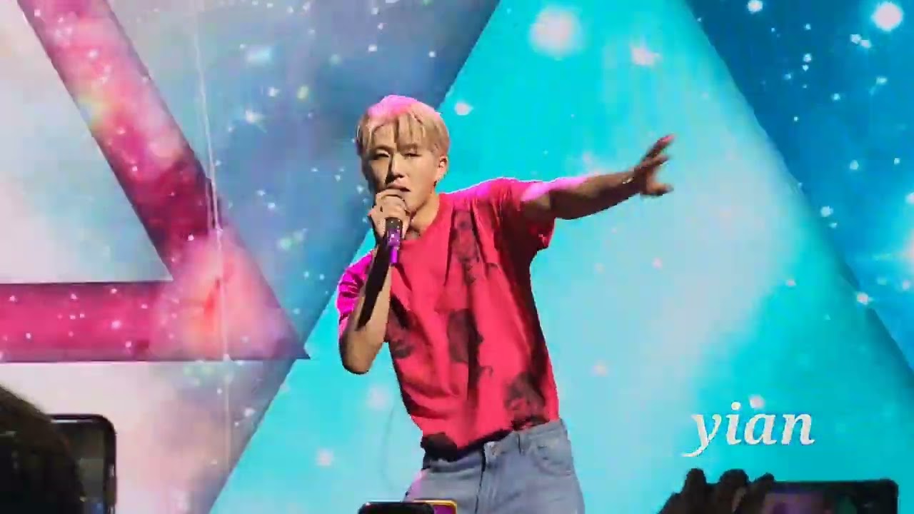 220807 [Fancam] B.I - Cosmos @ B.I Offline in SINGAPORE