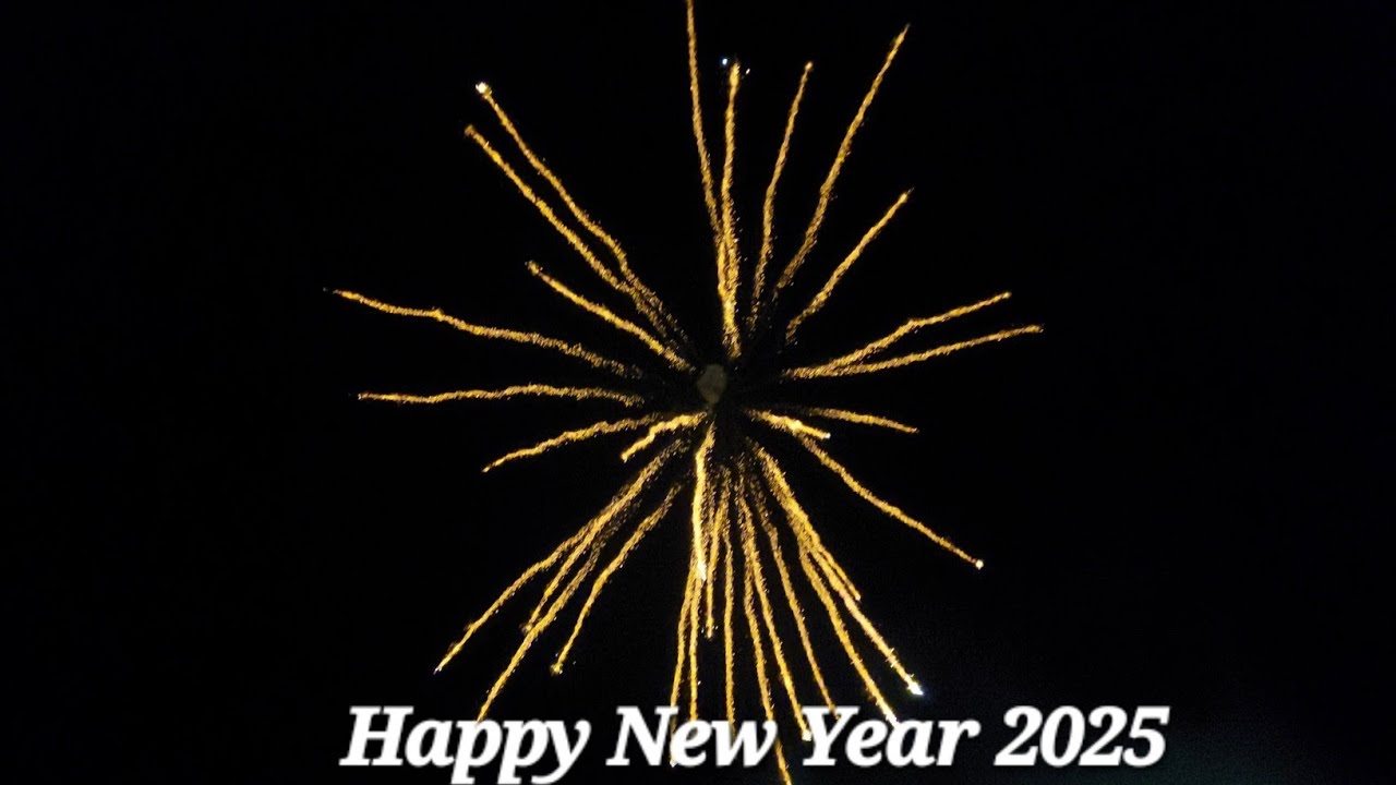 Spectacular Hikkaduwa New Year Fireworks 2025 | Beachside Celebration!