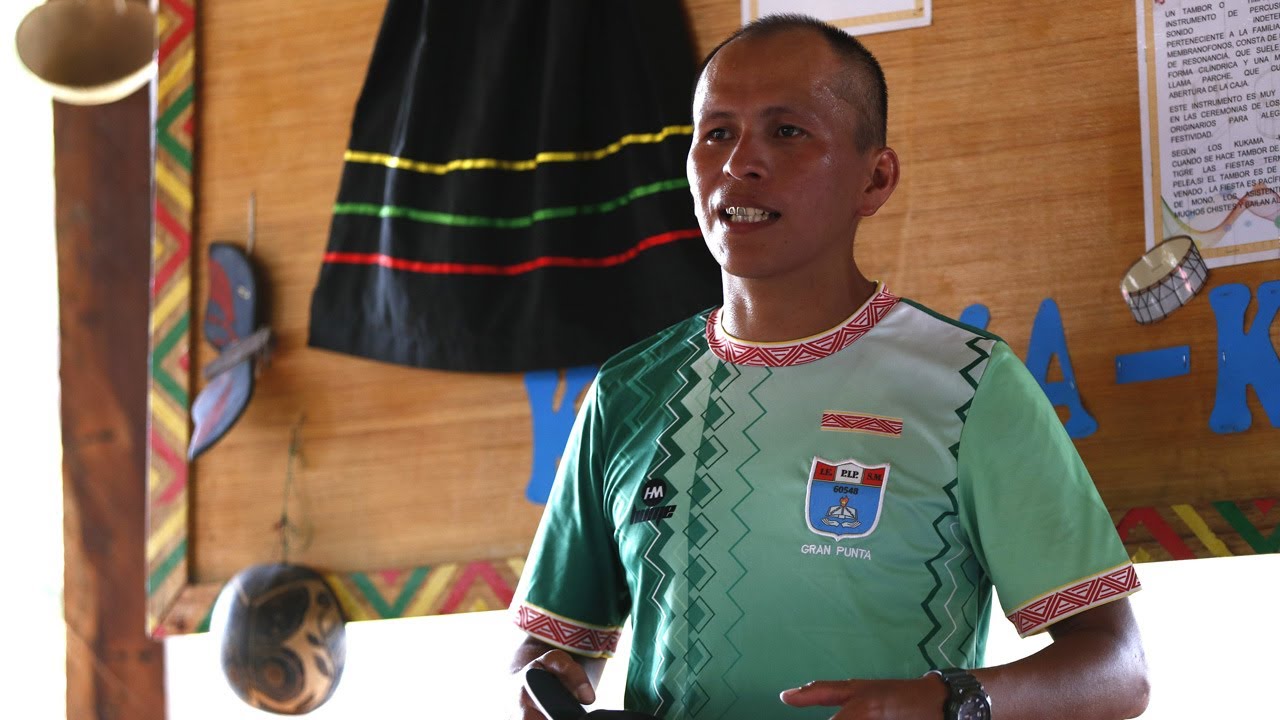 El maestro nativo que lucha contra la extinción de su lengua Kukama Kukamiria